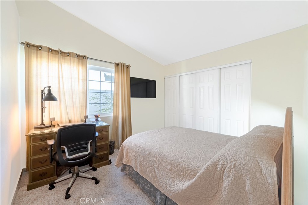 10554 Champagne Road Rancho Cucamonga, CA 91737 - Photo 10 of 25 Second Bedroom