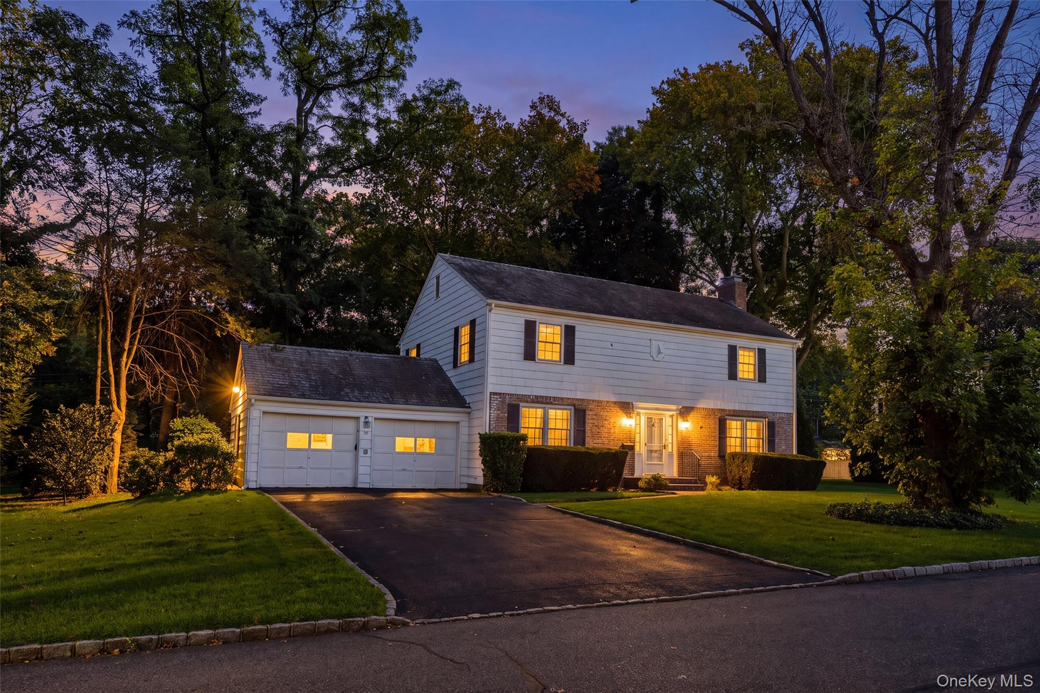 52 Borglum Road Manhasset, NY 11030 - Photo 28 of 29 Gallery Image 28