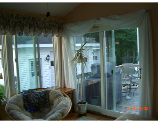 6 Middlesex Avenue Reading, MA 01867 - Photo 7 of 9 a living room with furniture