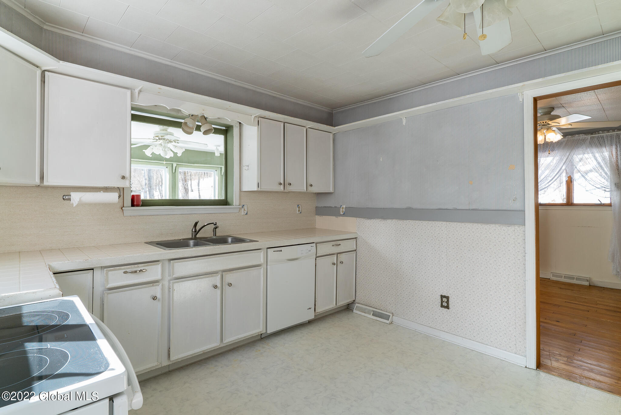 5552 Scotch Ridge Road Duanesburg, NY 12056 - Photo 32 of 46 inlaw kitchen