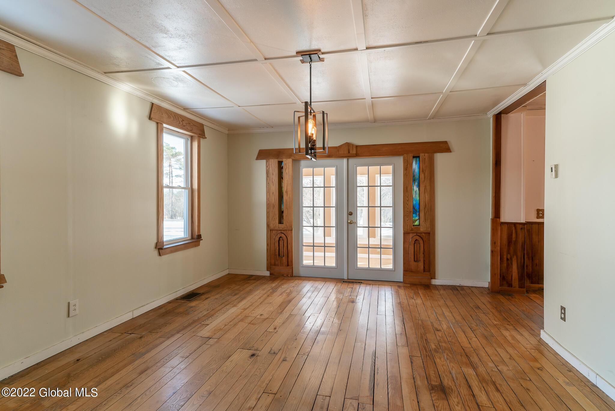 Dining room main
