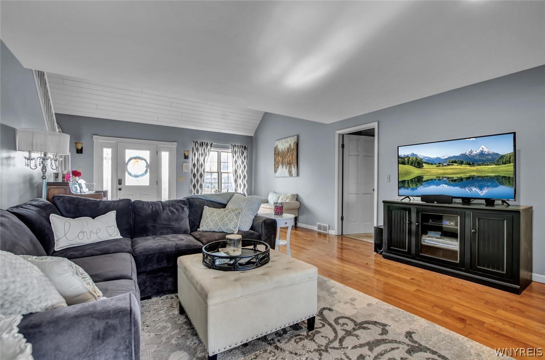 2765 West Lake Road Wilson, NY 14172 - Photo 5 of 49