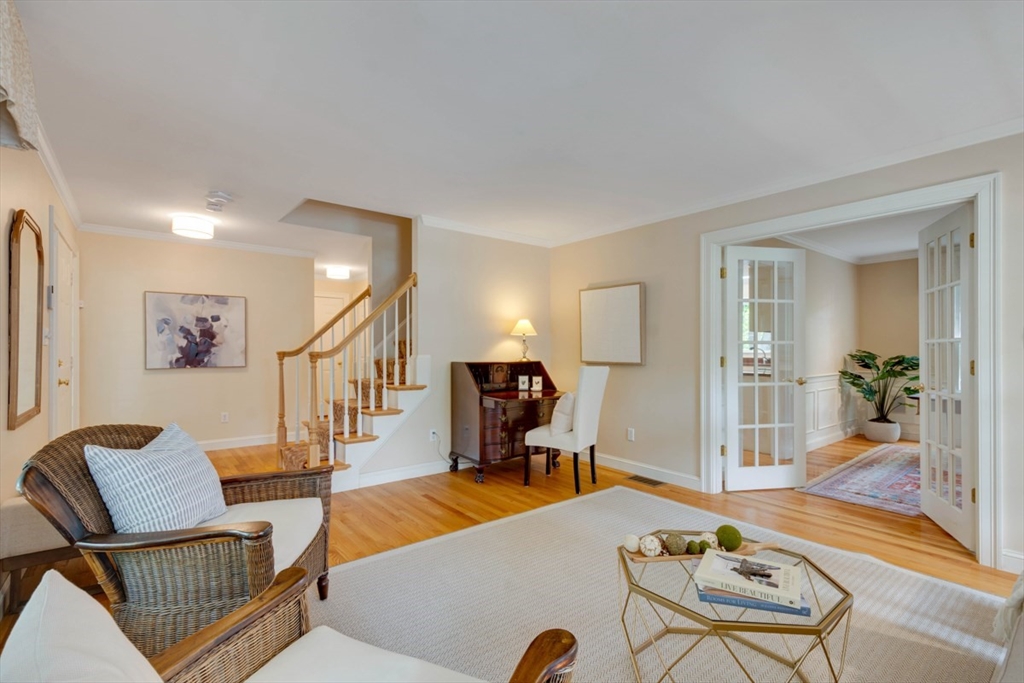 96 Richdale Road Needham, MA 02494 - Photo 8 of 41