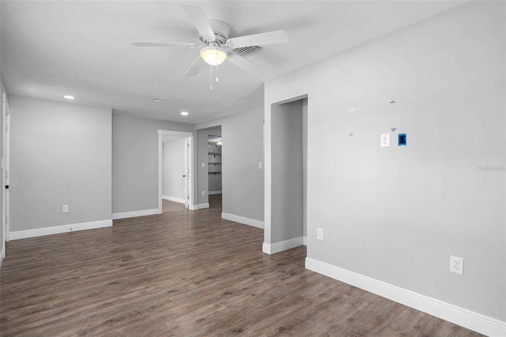 5535 Pasco Way Port Richey, FL 34668 - Photo 8 of 41