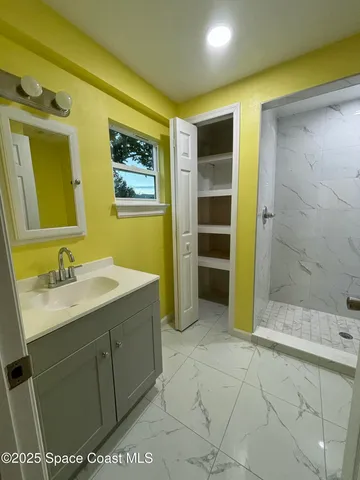 $1,900 | 2660 Pine Street Northeast, Palm Bay, FL 32905