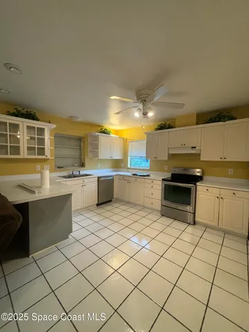 $1,900 | 2660 Pine Street Northeast, Palm Bay, FL 32905