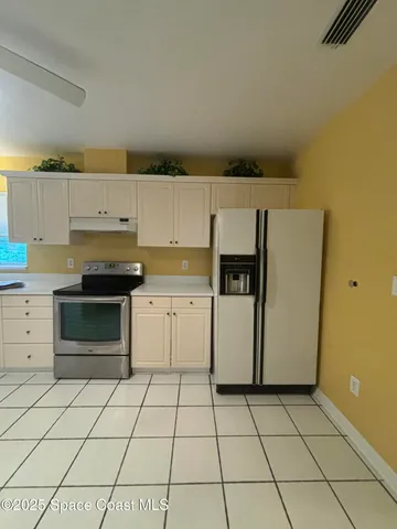 $1,900 | 2660 Pine Street Northeast, Palm Bay, FL 32905