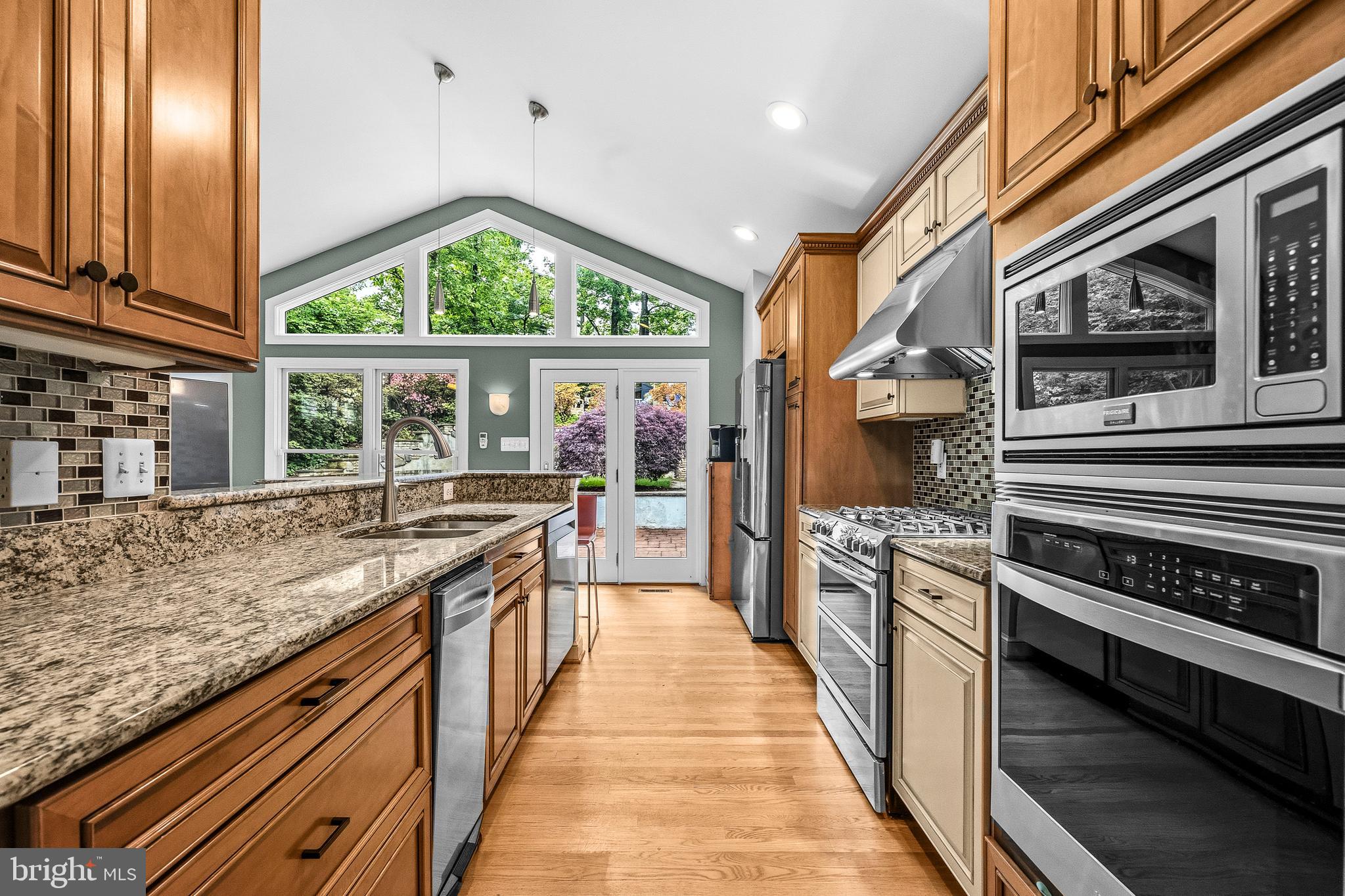 968 North Rochester Street Arlington, VA 22205 - Photo 18 of 73