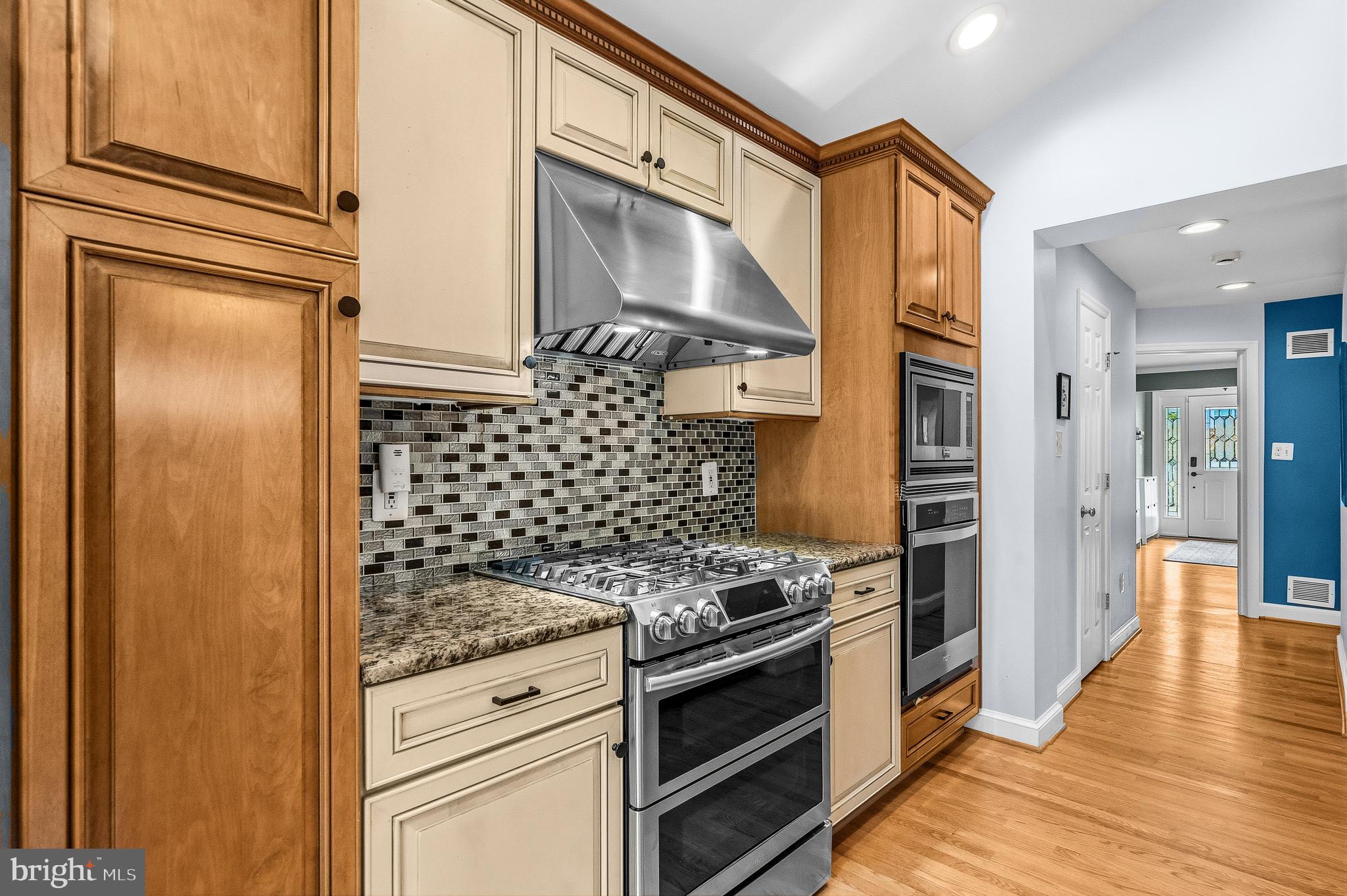 968 North Rochester Street Arlington, VA 22205 - Photo 19 of 73