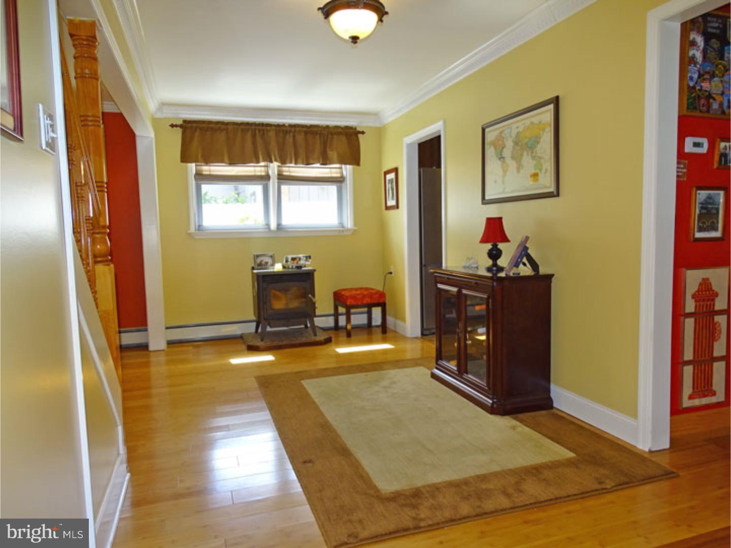 9202 Horatio Road Philadelphia, PA 19114 - Photo 6 of 25 Gallery Image 6