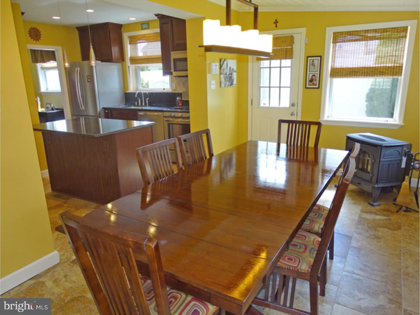 9202 Horatio Road Philadelphia, PA 19114 - Photo 9 of 25 Gallery Image 9