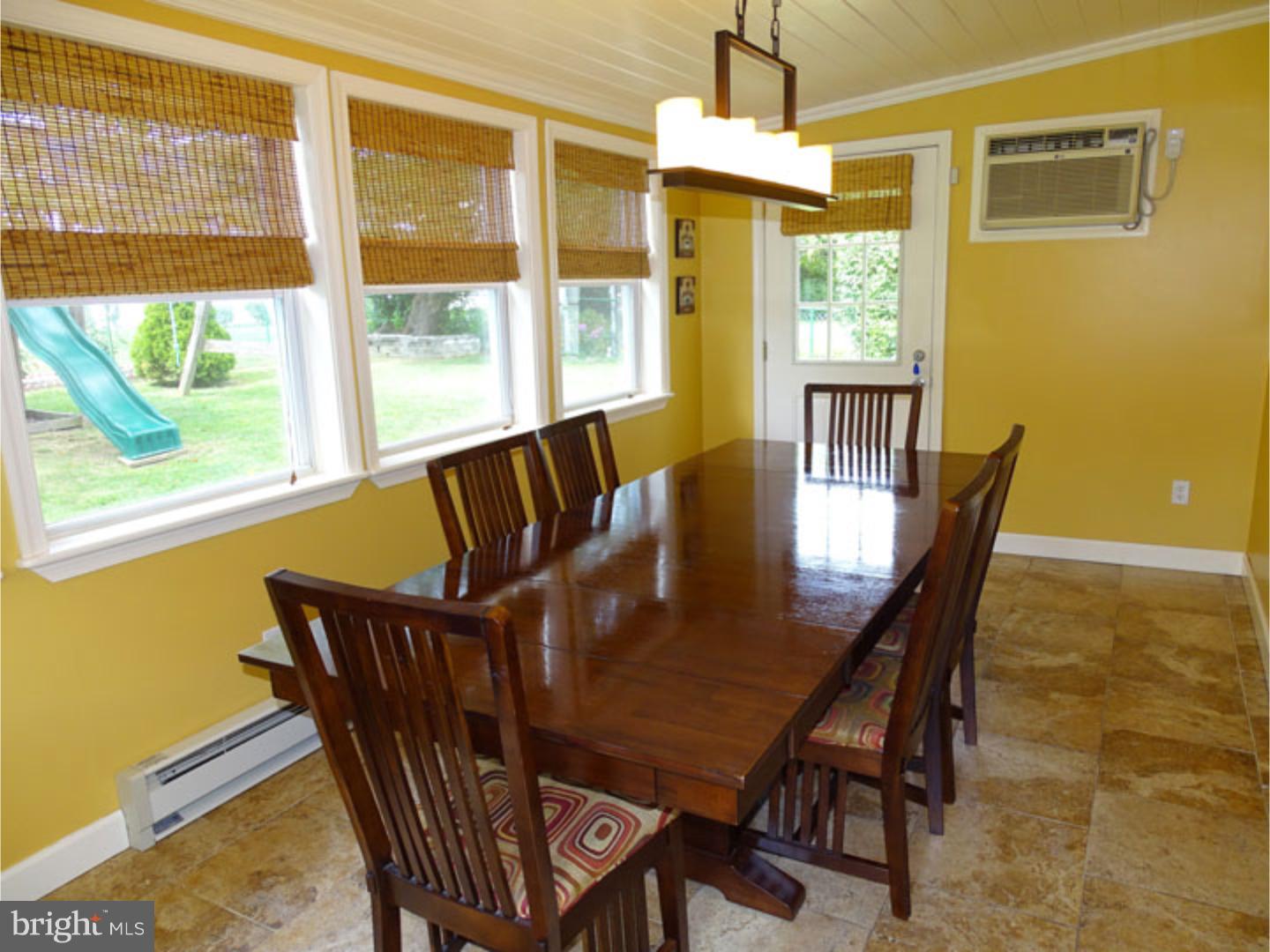 9202 Horatio Road Philadelphia, PA 19114 - Photo 10 of 25 Gallery Image 10