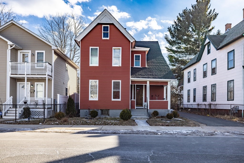73 Tyler Street Springfield, MA 01109 - Photo 1 of 21 Gallery Image 1