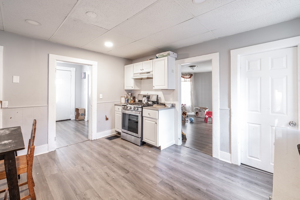 73 Tyler Street Springfield, MA 01109 - Photo 6 of 21 Gallery Image 6