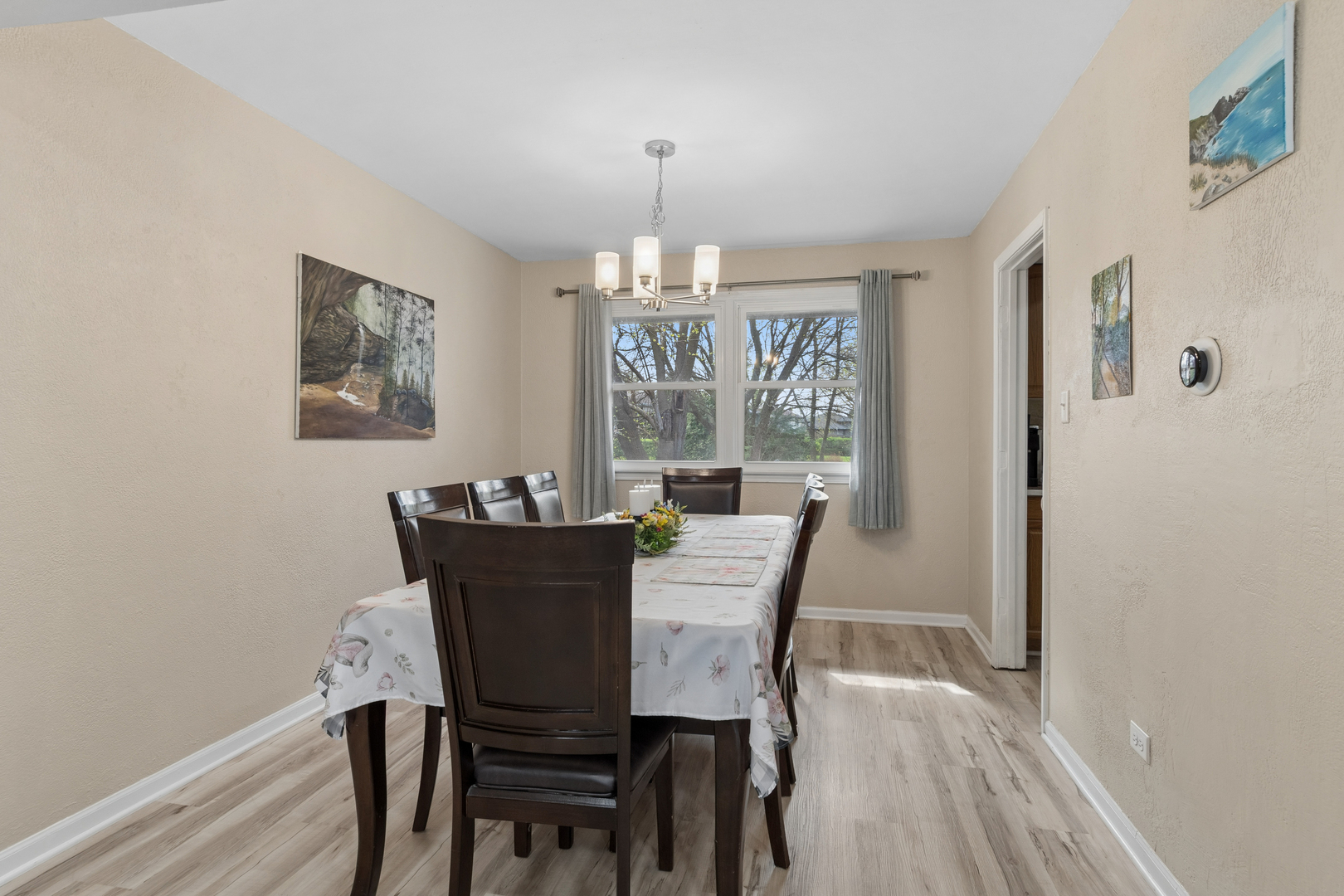 407 Greenfield Road Shorewood, IL 60404 - Photo 4 of 22