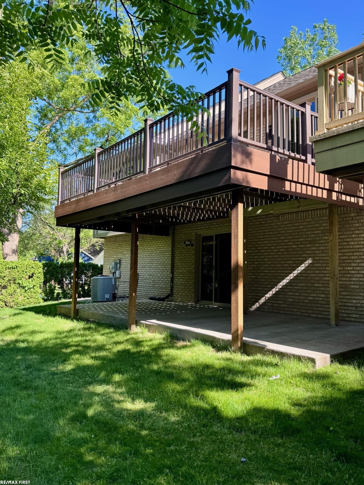 15330 Pebble Pointe Court Clinton Township, MI 48038 - Photo 33 of 33 50212419-AEA29A66-1AFA-42B1-874B-DCE16C65CDFD.JPG