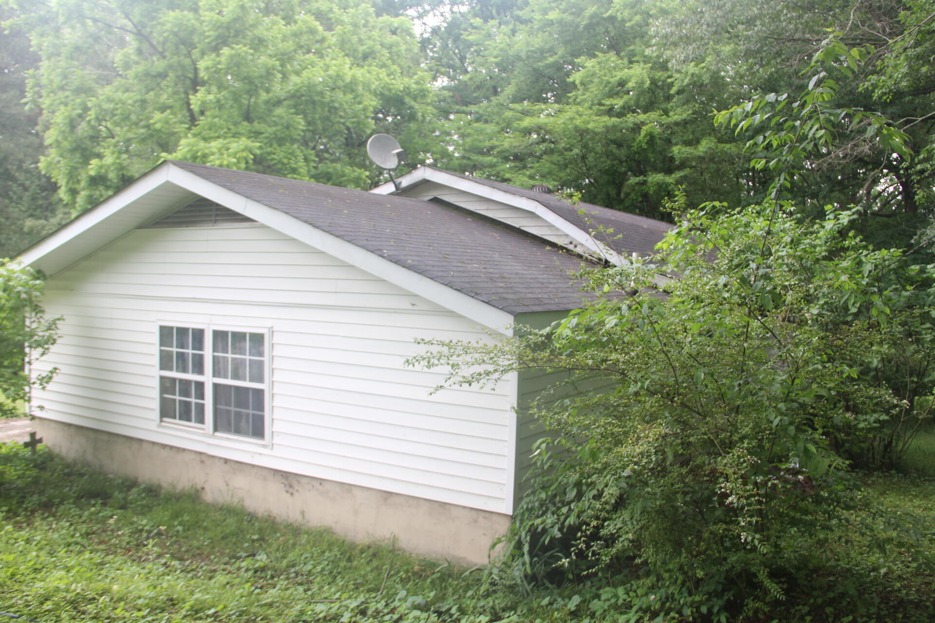 523 Cannon Road LaFayette, GA 30728 - Photo 3 of 26 IMG_4696