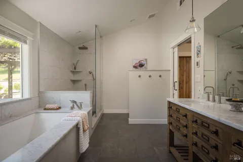 $4,350,000 | 7007 Erland Road, Santa Rosa, CA 95404