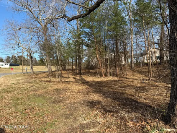 $159,900 | 3224 Davis Ferry Road, Loudon, TN 37774