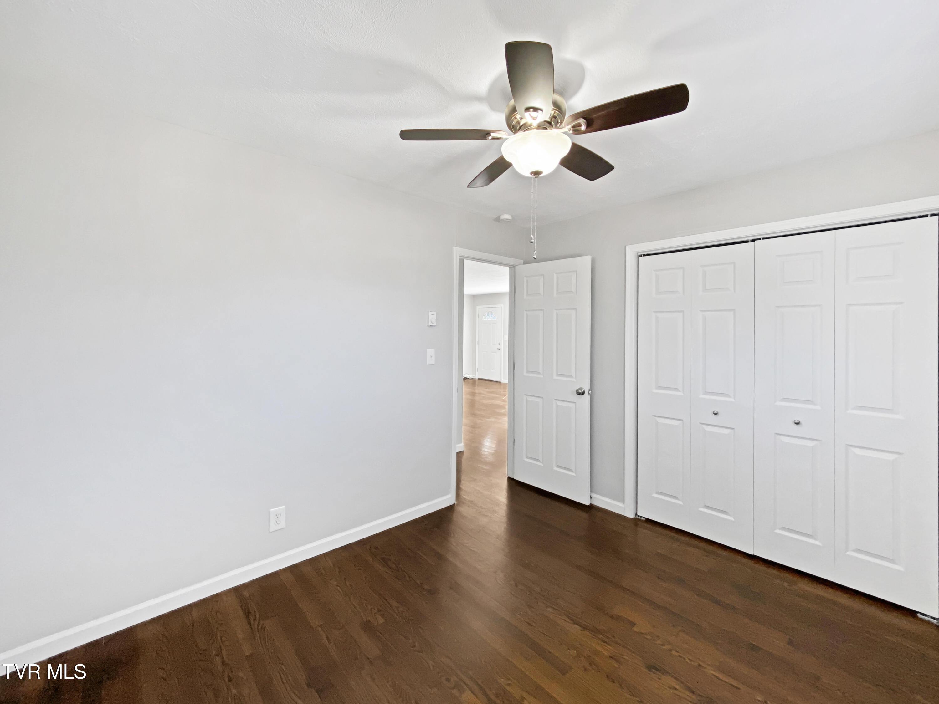 905 Sevier Street, Unit D Johnson City, TN 37604 - Photo 12 of 12 11 - Rear Bedroom 2