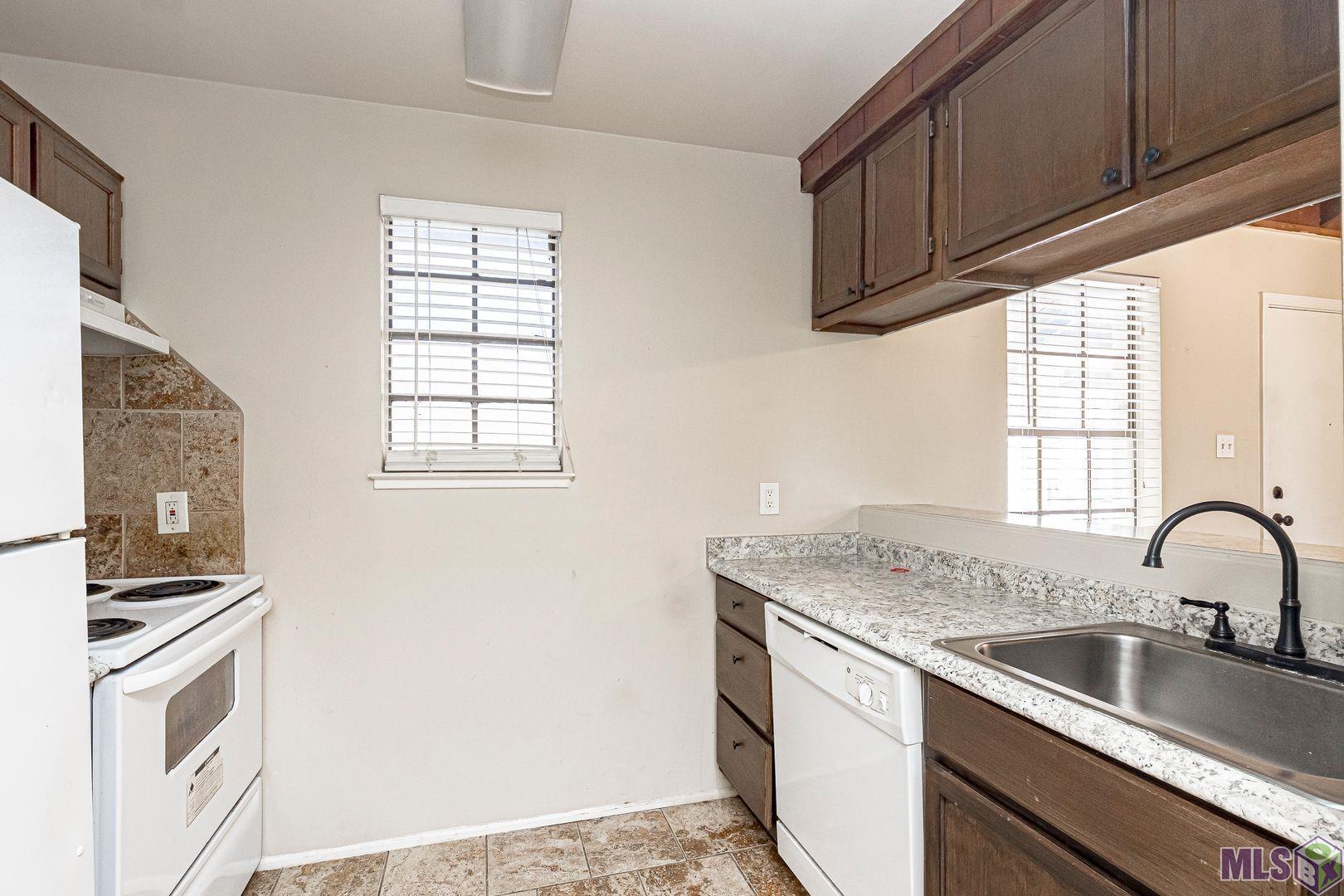 3003 Greenwood Drive Baton Rouge, LA 70808 - Photo 4 of 7