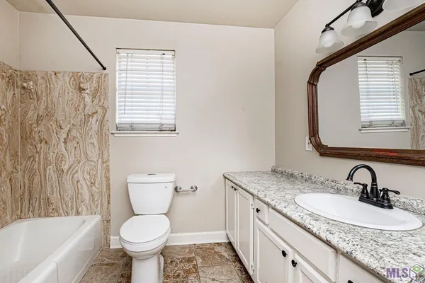 $1,100 | 3003 Greenwood Drive, Baton Rouge, LA 70808