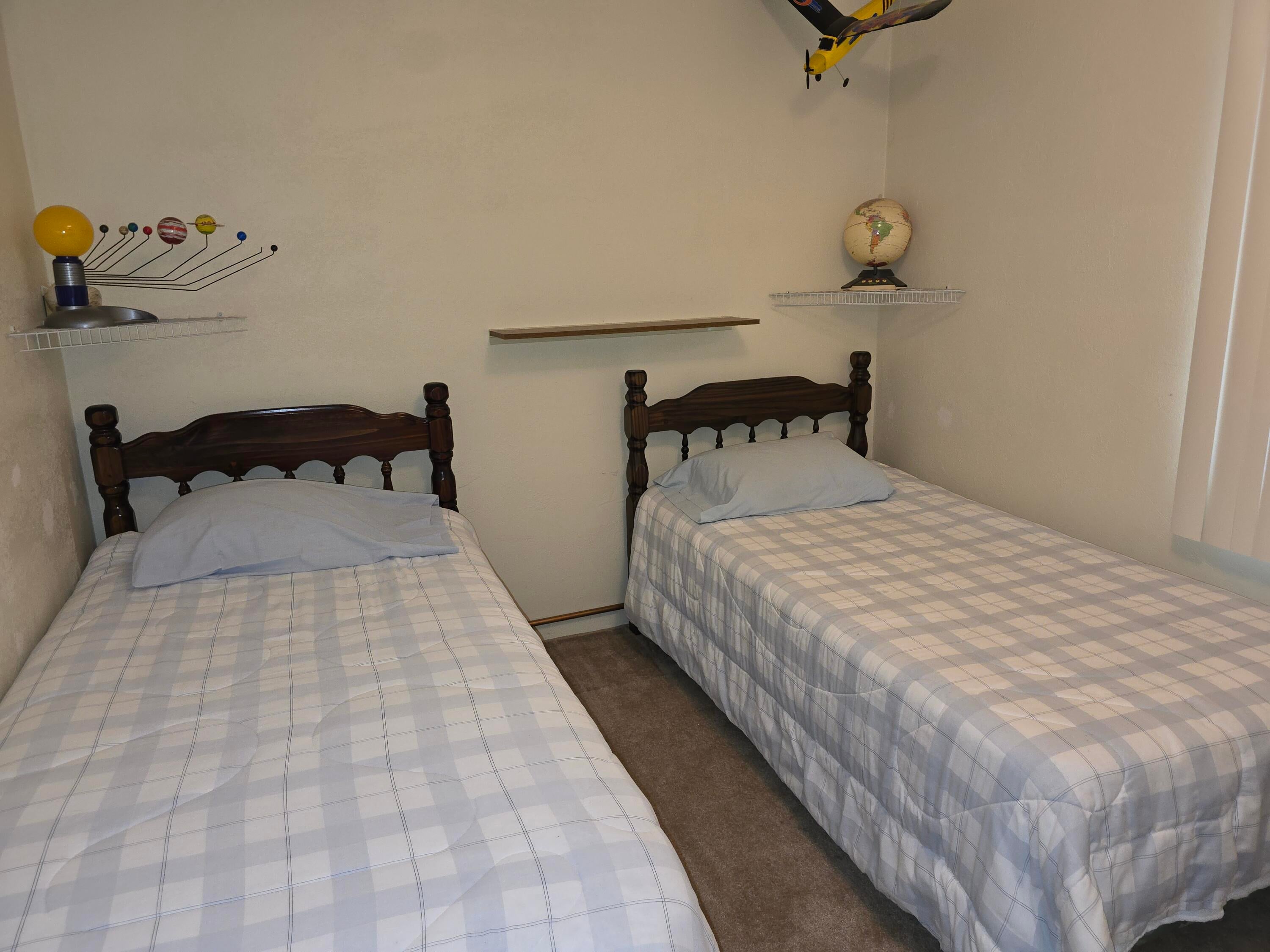 7207 Frontenac Road Indian River, MI 49749 - Photo 31 of 33 7207 Bedroom2