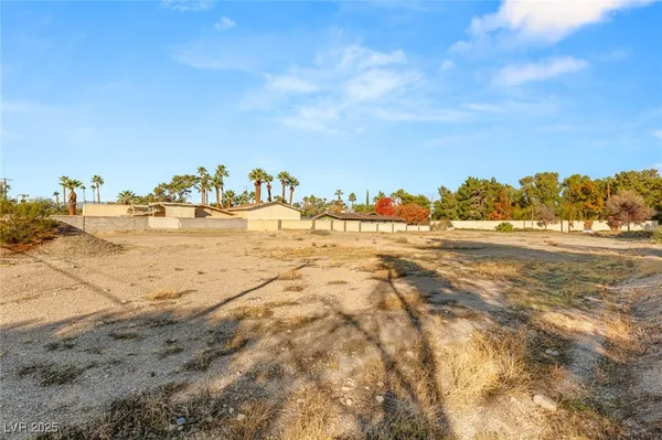 $1,100,000 | 2715 Alta Drive, Las Vegas, NV 89107