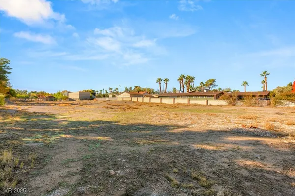 $1,100,000 | 2715 Alta Drive, Las Vegas, NV 89107