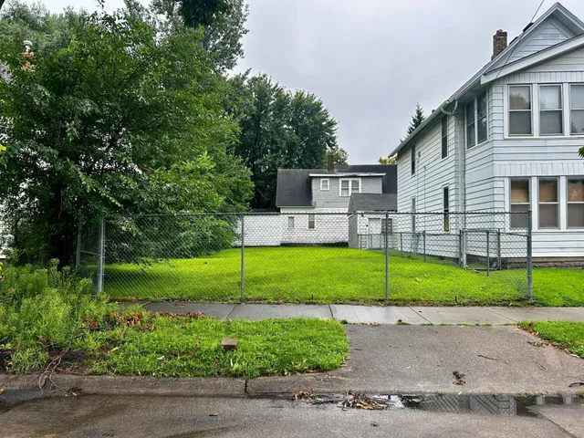$85,000 | 1004 20th Avenue Northeast, Minneapolis, MN 55418