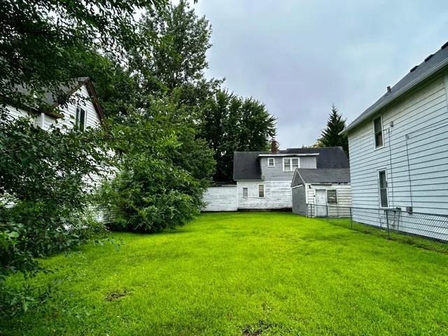 $85,000 | 1004 20th Avenue Northeast, Minneapolis, MN 55418