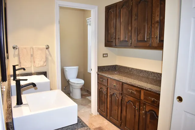 $734,900 | 175 Hilltop Avenue, Barrington, IL 60010