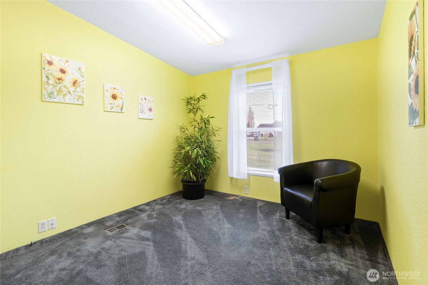 18000 Applegate Street Southwest Rochester, WA 98579 - Photo 24 of 40 a living room with furniture and a window