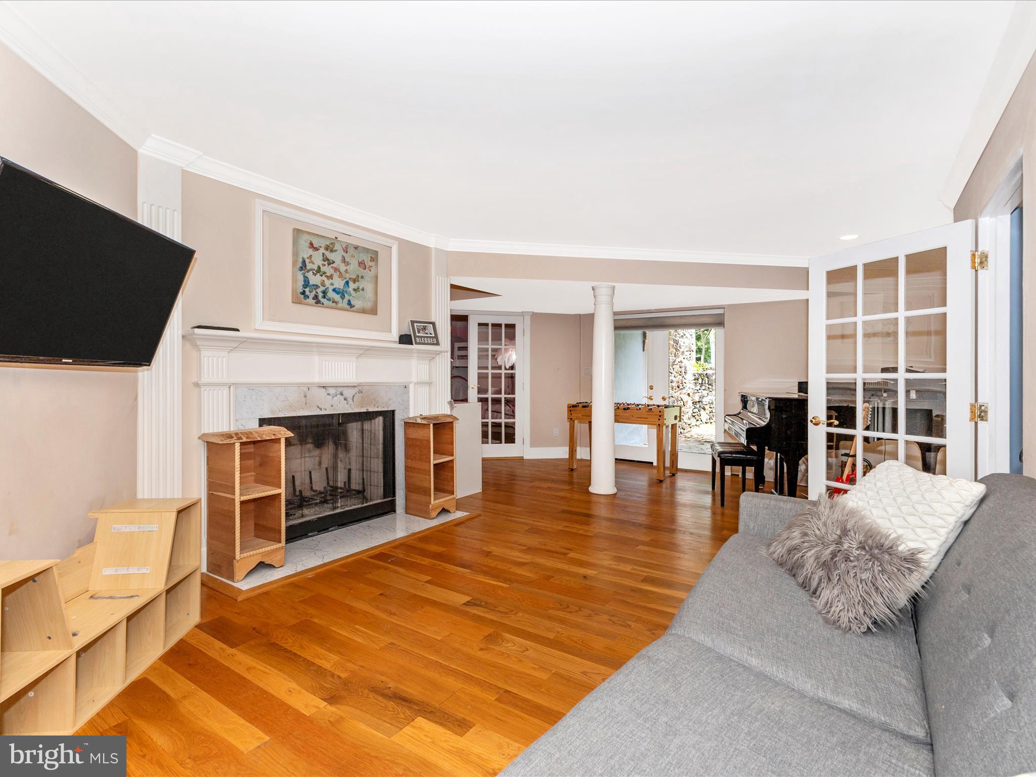 15746 Union Chapel Road Woodbine, MD 21797 - Photo 42 of 68 Family Room