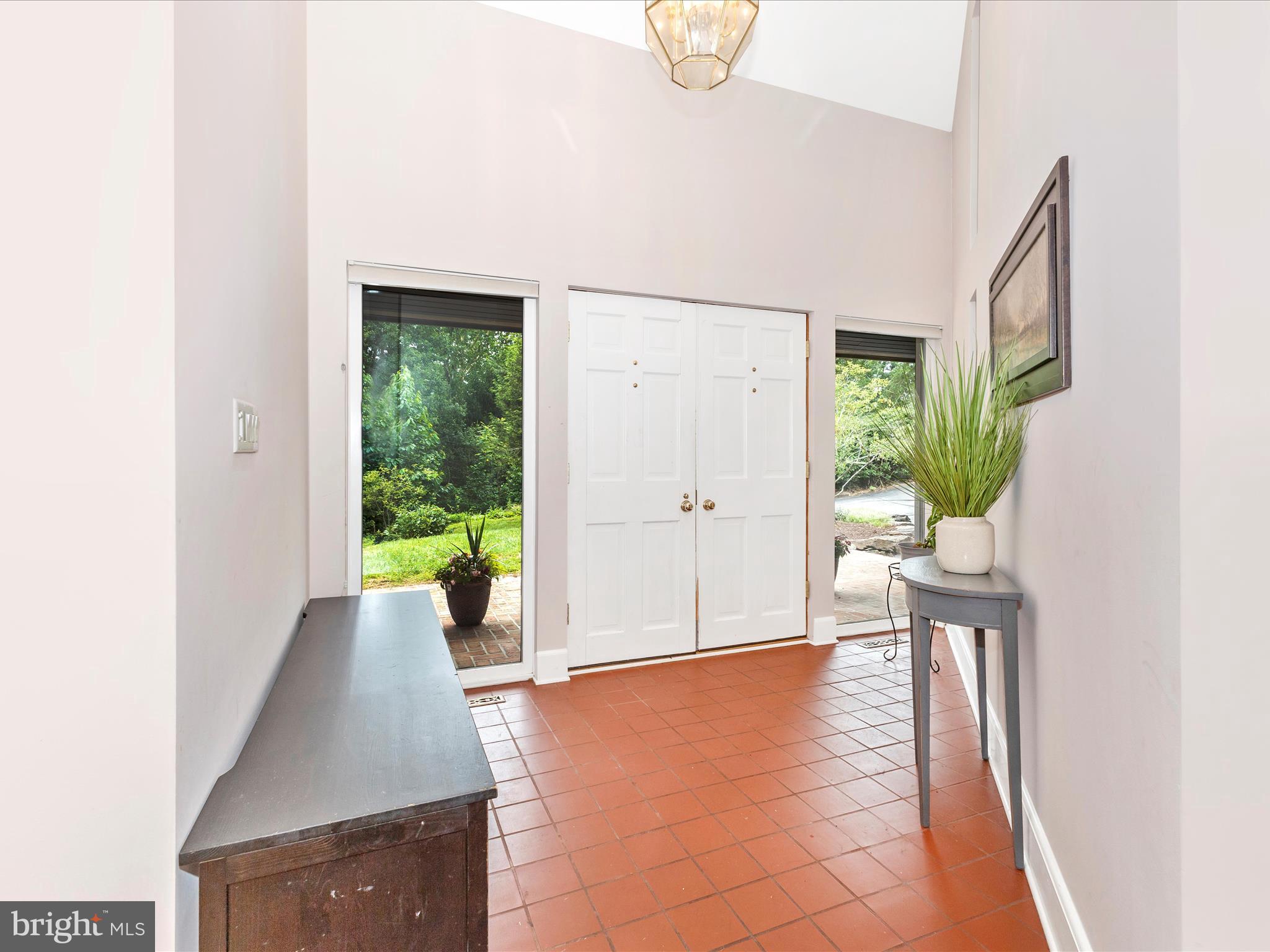 15746 Union Chapel Road Woodbine, MD 21797 - Photo 7 of 68 Foyer