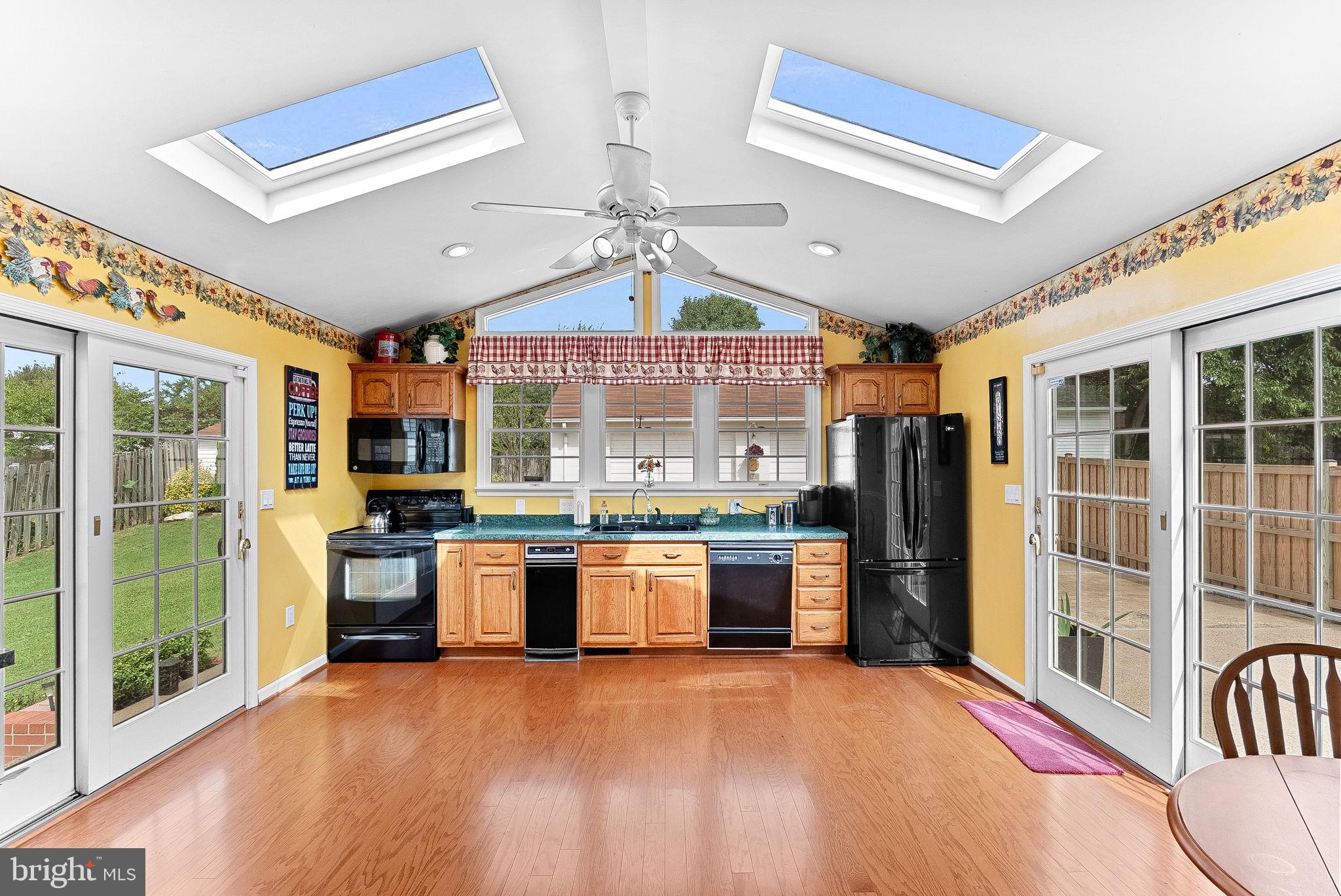224 West Beech Road Sterling, VA 20164 - Photo 11 of 50 Gallery Image 11