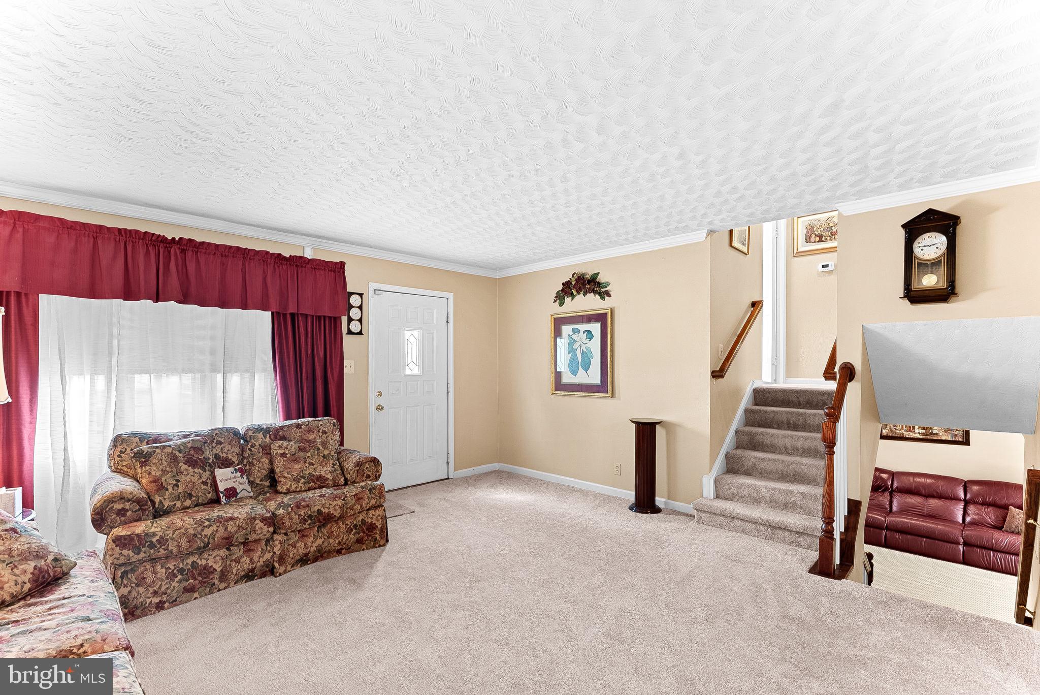 224 West Beech Road Sterling, VA 20164 - Photo 8 of 50 Gallery Image 8