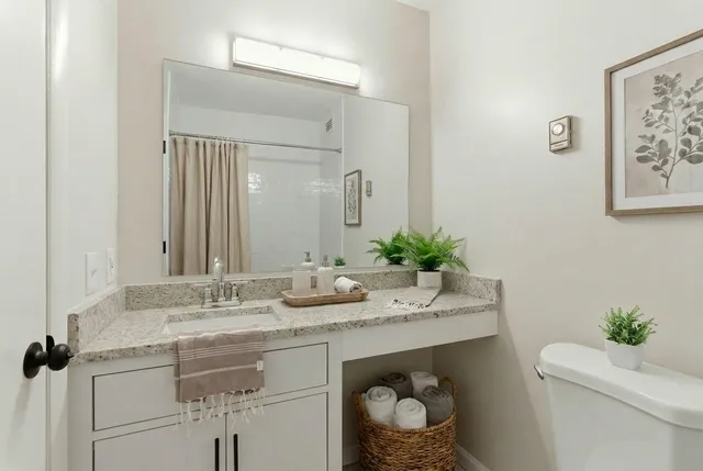 $204,900 | 2020 Beech Avenue, Unit D3, Nashville, TN 37204