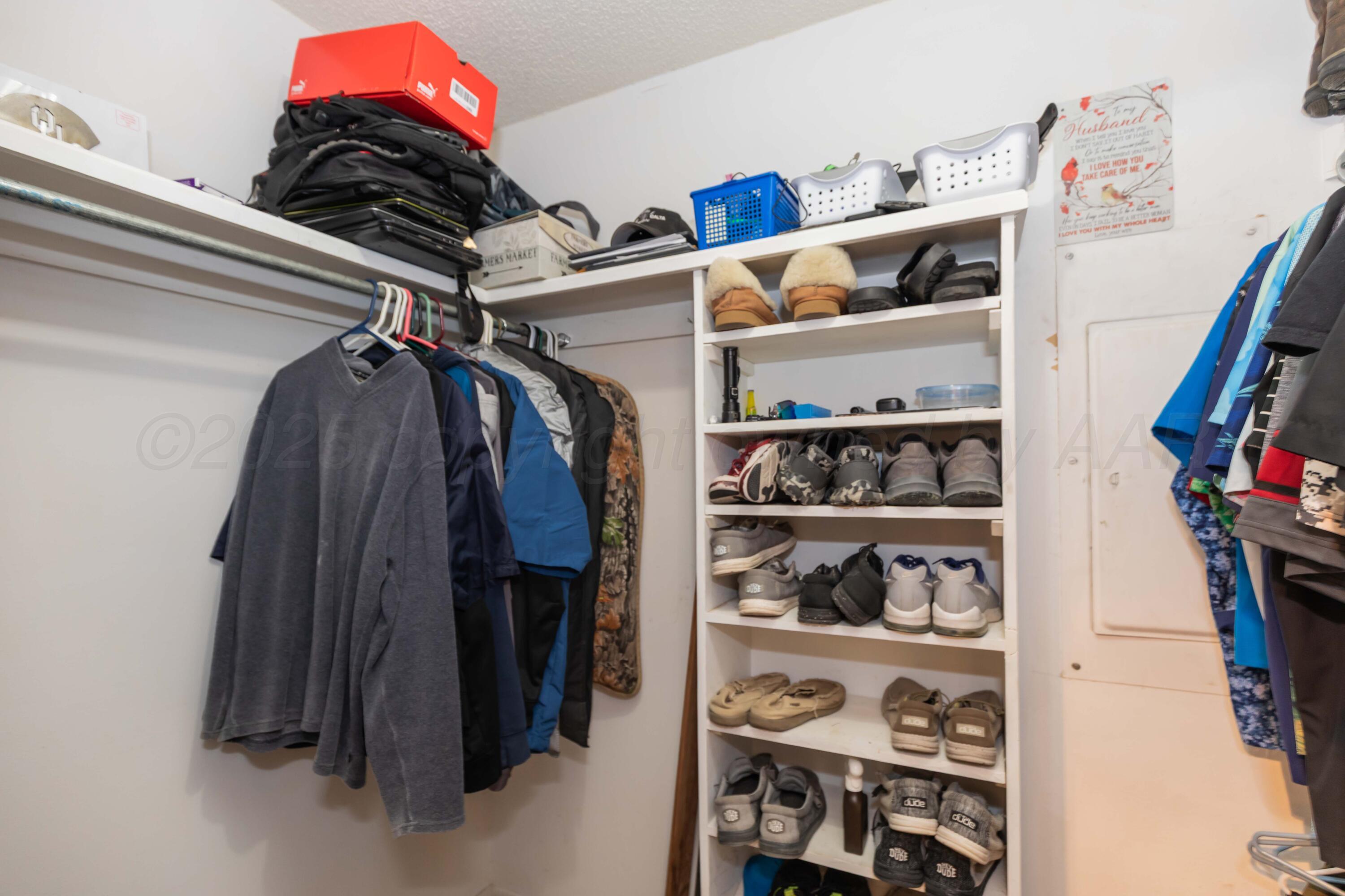 7707 Monterey Drive Amarillo, TX 79110 - Photo 27 of 72 PRIMARY CLOSET VIEW 1