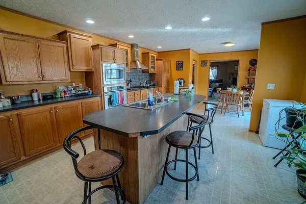 $325,000 | N5070 Pfaff Road, Mauston, WI 53948