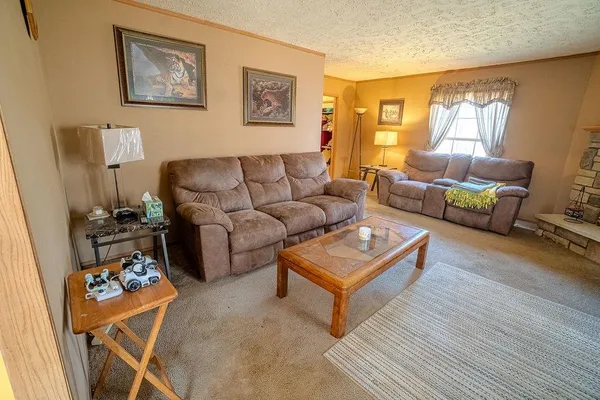 $325,000 | N5070 Pfaff Road, Mauston, WI 53948