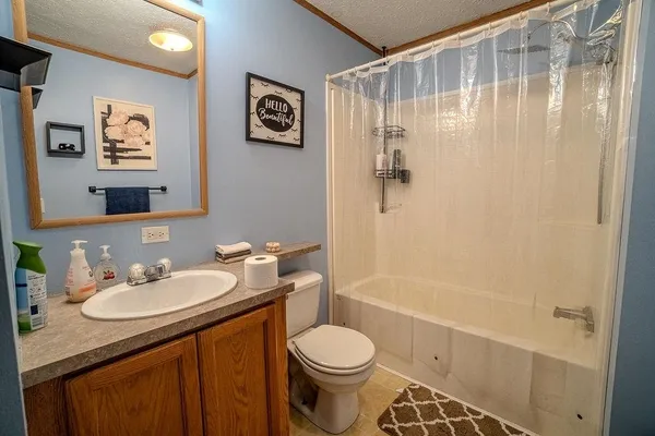 $325,000 | N5070 Pfaff Road, Mauston, WI 53948