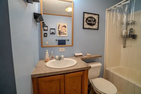 $325,000 | N5070 Pfaff Road, Mauston, WI 53948