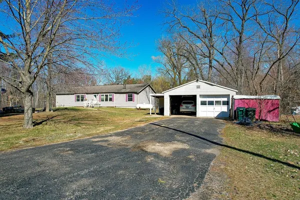 $325,000 | N5070 Pfaff Road, Mauston, WI 53948