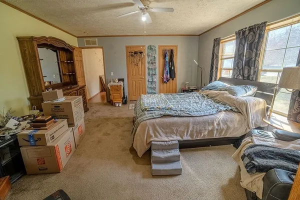 $325,000 | N5070 Pfaff Road, Mauston, WI 53948