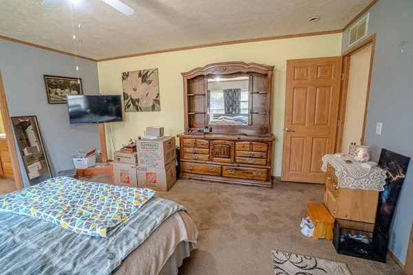 $325,000 | N5070 Pfaff Road, Mauston, WI 53948