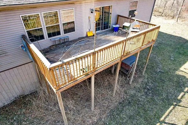 $325,000 | N5070 Pfaff Road, Mauston, WI 53948