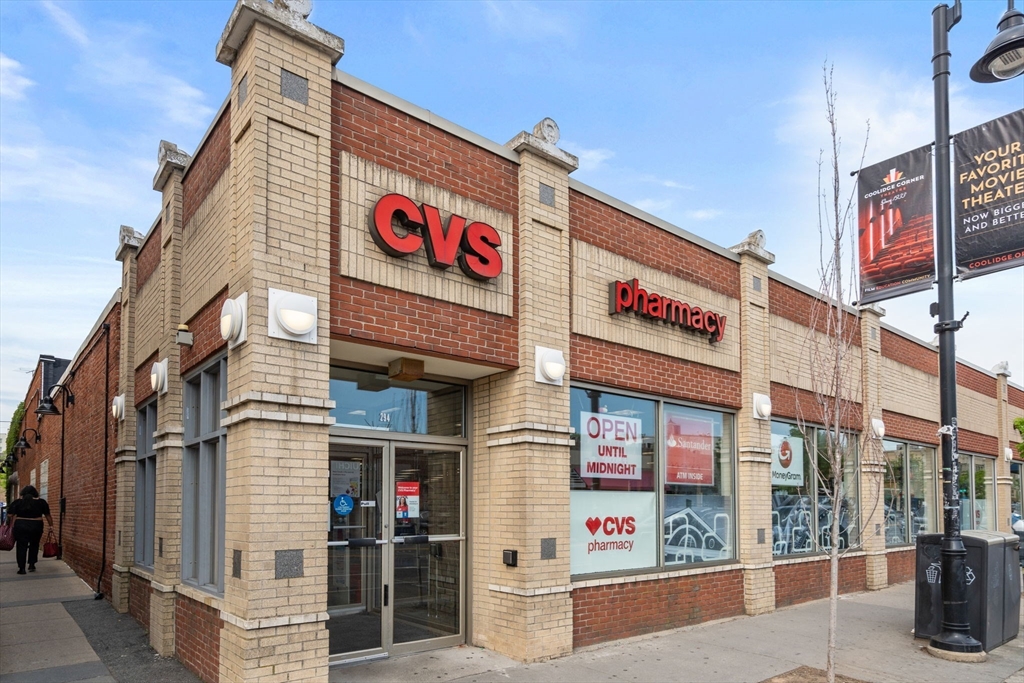 40 Centre Street, Unit 506 Brookline, MA 02446 - Photo 9 of 10