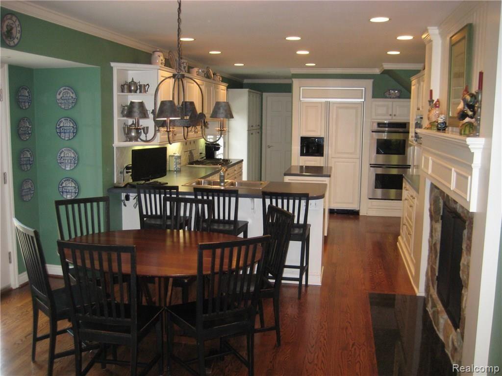413 Barclay Road Grosse Pointe, MI 48236 - Photo 6 of 17 IMG_0876.JPG