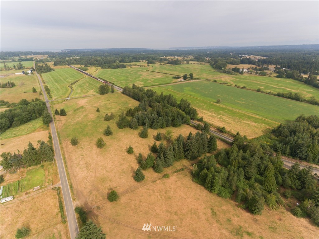 3164 Arnie Road Custer, WA 98240 - Photo 11 of 21